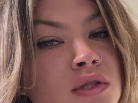 Du weisst garnicht was ich alles mit dir anstellen würde