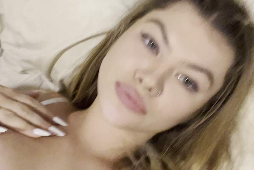 Gefällt dir was du siehst? von Avadeluxx