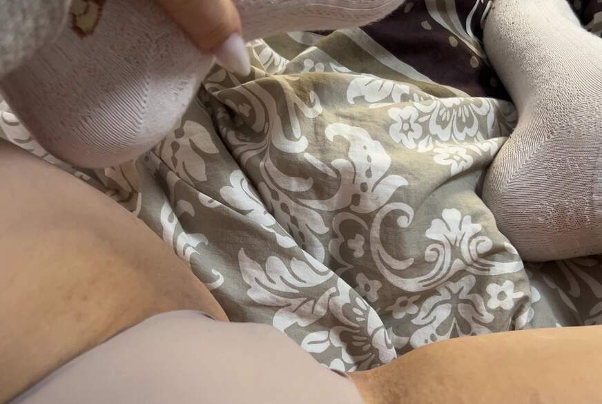 Na wie findest du meine Socken? von Avadeluxx pic2