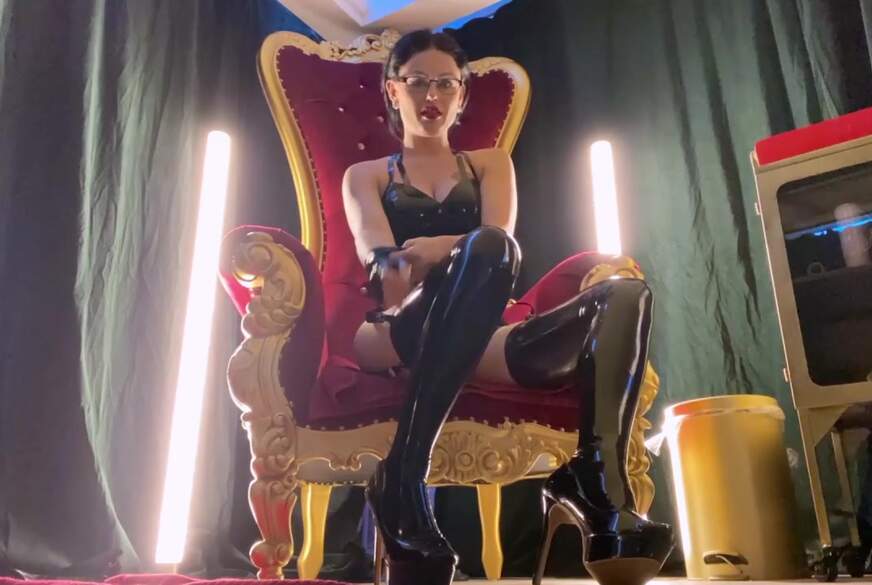 2 Mal s******n für die Latexgöttin von Blackdiamoond