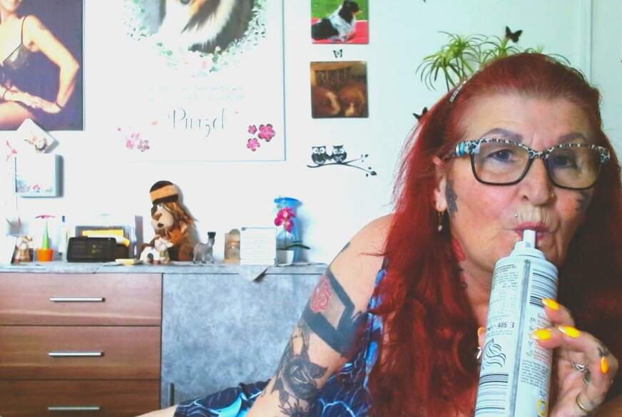 Reife-B***h55: Sexy Hänge-Titten