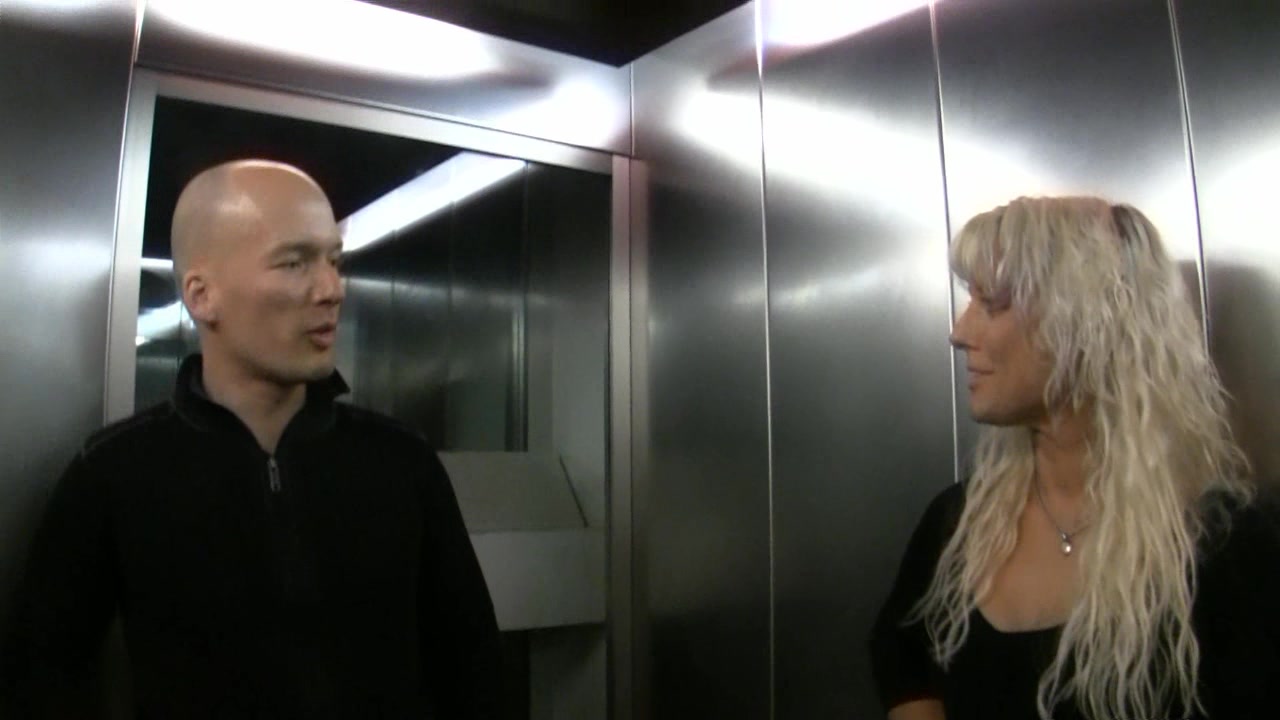 Ja was soll ich sagen!Da macht man Urlaub in Griechenland und bekommt tatsächlich die Möglichkeit geil zu ficken!!!...gut zu wissen das Griechen so geil ficken können...Er sprach mich einfach so an und wir machten sofort ein Date aus...Es ging dann auch sofort zur Sache und ich sage Dir ...er hat es mir megageil besorgt!War ja auch kein Wunder!Beim Anblick seiner Prachtlatte verschlug es mir die Sprache!Schau selbst wovon ich rede ;-)! GEILE SPERMALADUNG!!!