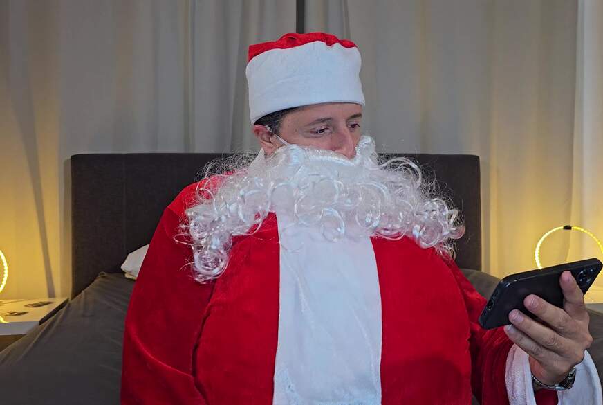 Evi-Sky: Santa und seine zwei Elfen S****zige Bescherung
