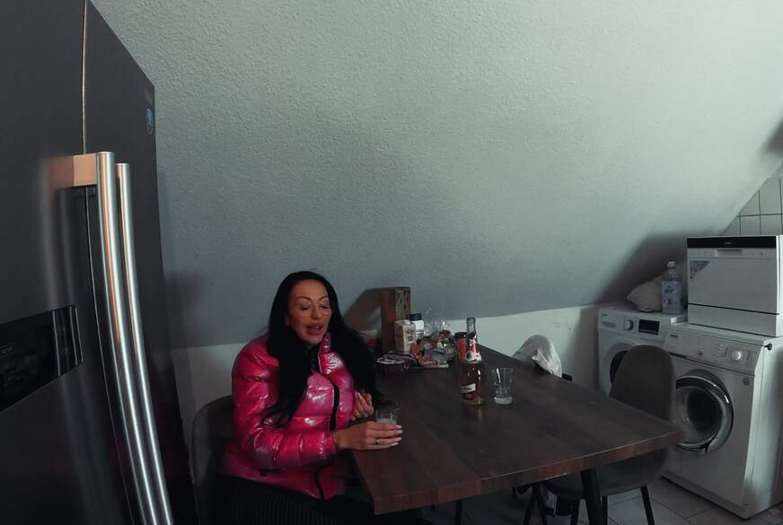 Evi-Sky: Mein Neujahres f**k, er knallt mich ins neue Jahr