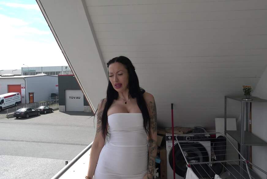 Der Freund meiner S*******r bekommt ein B**wjob von Evi-Sky pic4