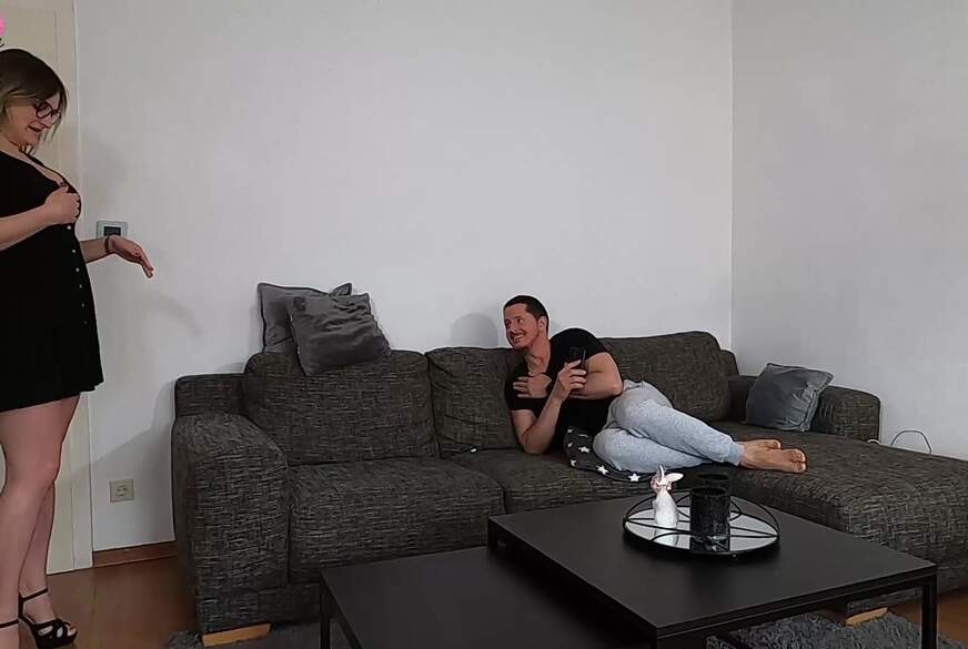 Holly-Banks: Du S*****n!!! Hast meine S*********r g*****t!?!