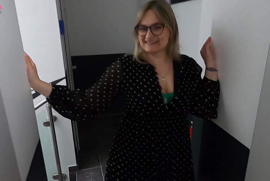 Holly-Banks: Die Hotels******e. Neuer Tag, neuer S*****z