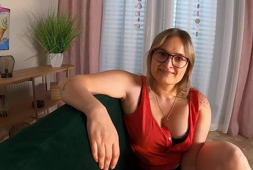 Holly-Banks: Schere, Stein, P**ier. Es geht um Alles Oder nichts