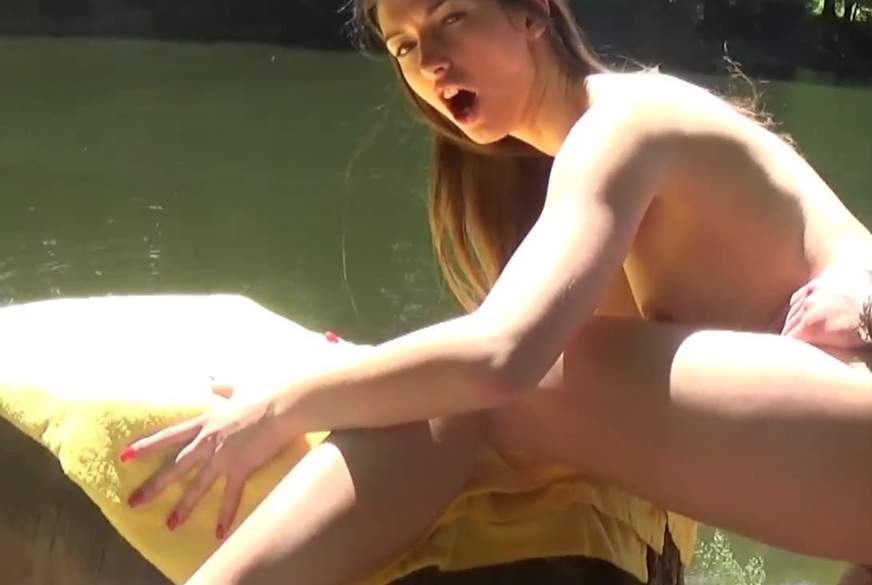 M*******e und A***h freigegeben von Crazy-Sophia