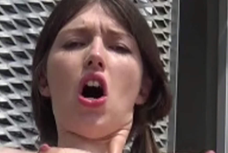 S****a im A***h Tag ! von Crazy-Sophia