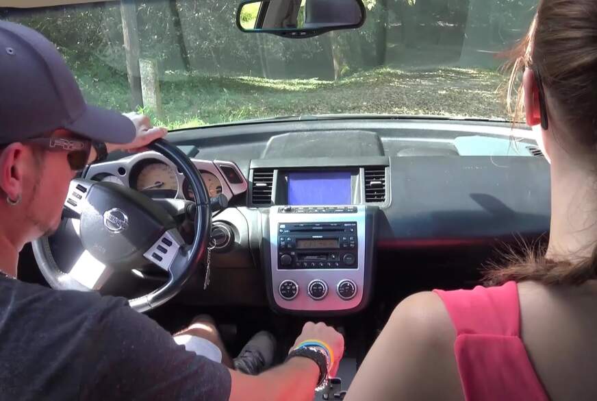 Crazy-Sophia: Nerdiges B*******k mitten im Nirgendwo d******hg*****t!