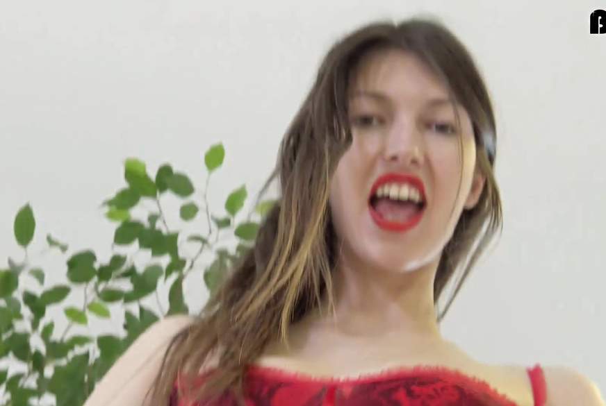 Da schauen ja die F***en Lippen raus von Crazy-Sophia