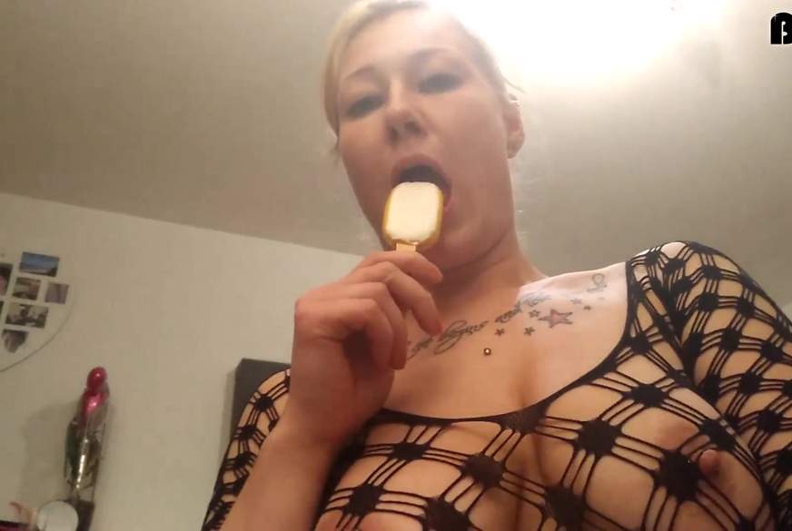 Ilikef**k: Halsschmerzen Eis S*****z