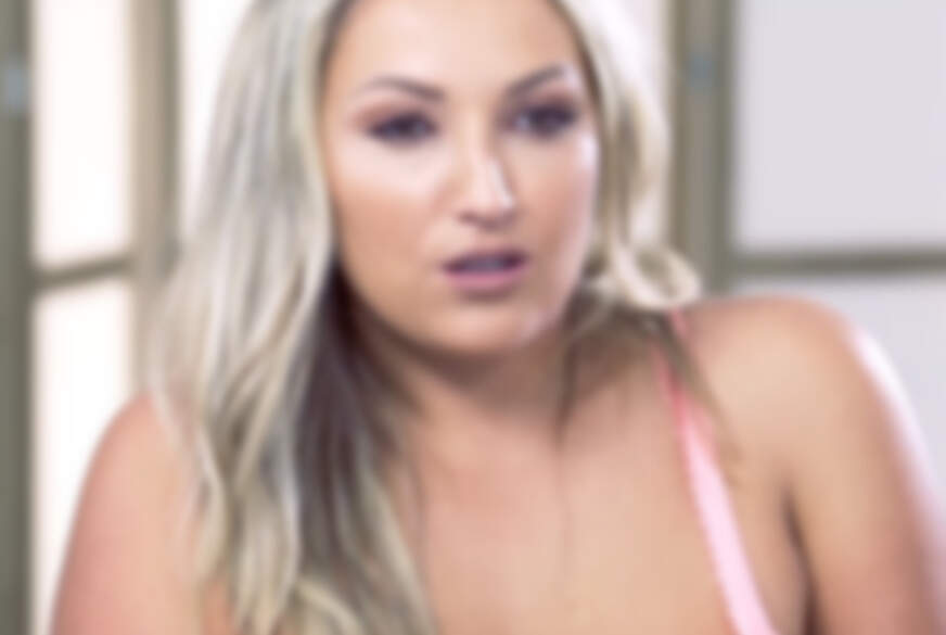 Busty-Bombastic: Flotter Dre**r! Beide stürzten sich auf meine Titten!