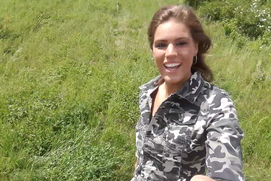ChristyLey: Mein 1 Sommerblowjob- Outdoor !!!