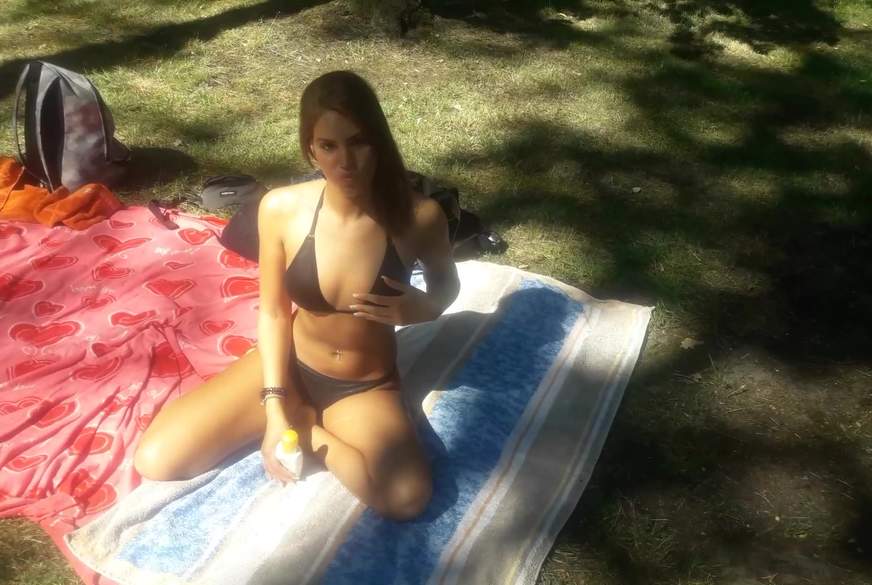 ChristyLey: Mega L****g!!! S****abad im Freibad