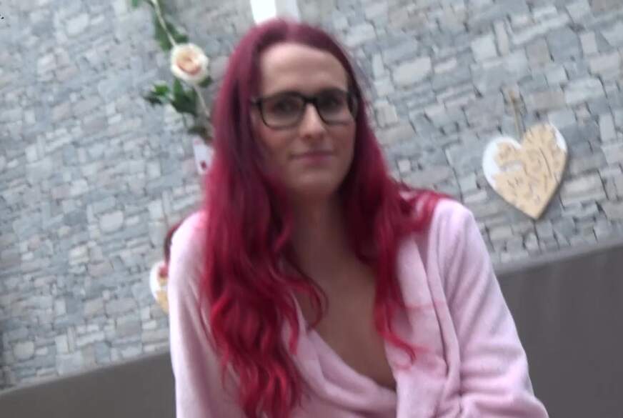 Trans-Frau will endlich Sex. Da helfe ich doch gern von TexasPatti