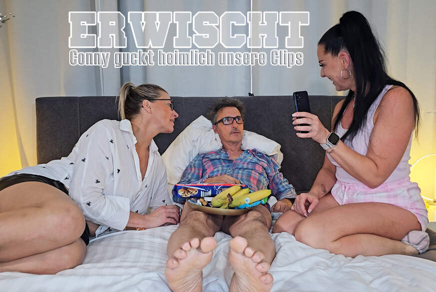 TexasPatti: Erwischt! Conny guckt heimlich unsere Pornos UNCUT