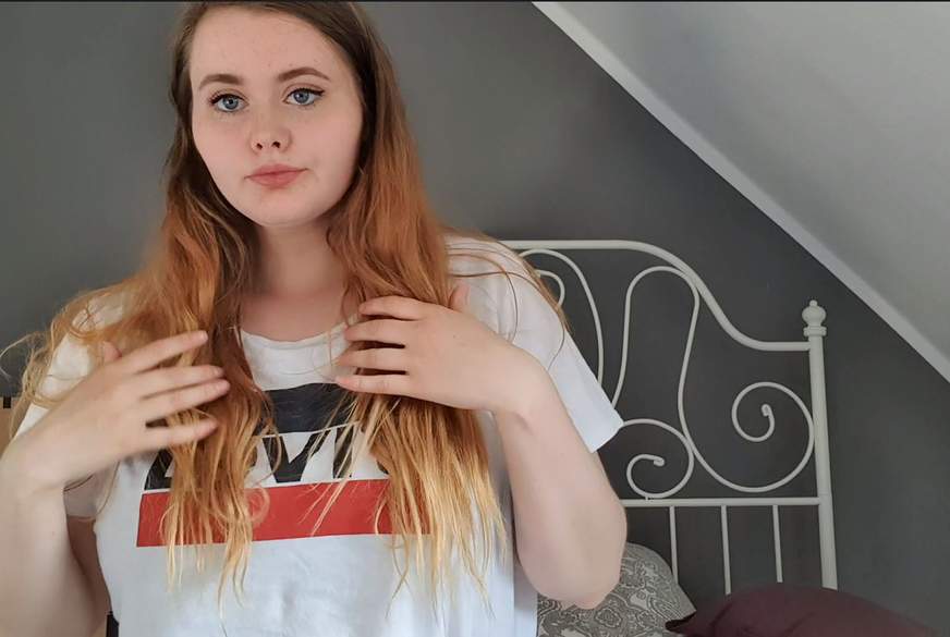 Lisa-Belle: Mein erstes Nackt-Video. Brüste und M****i