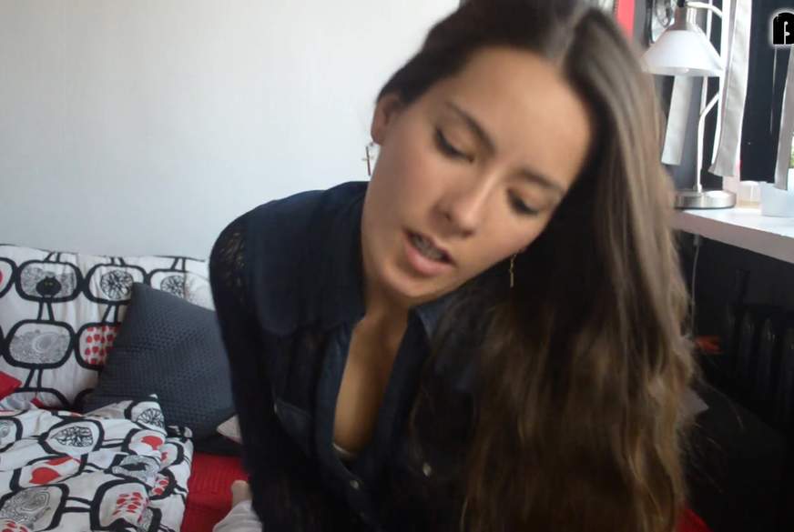 SuicideGirl: Spaß mit Banane