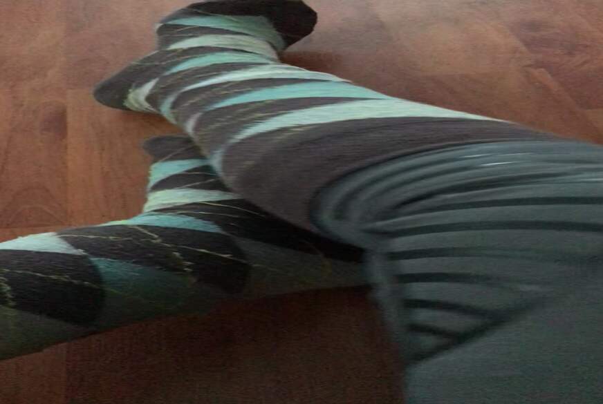 Lady-Melinda: D*****ge Reitsocken austziehen