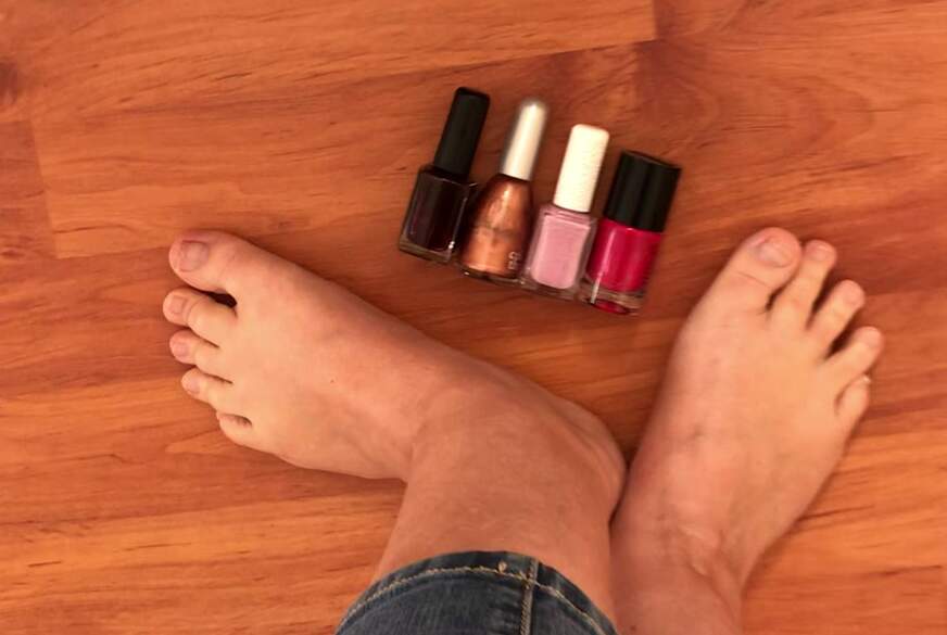 Lady-Melinda: Füsse lackieren