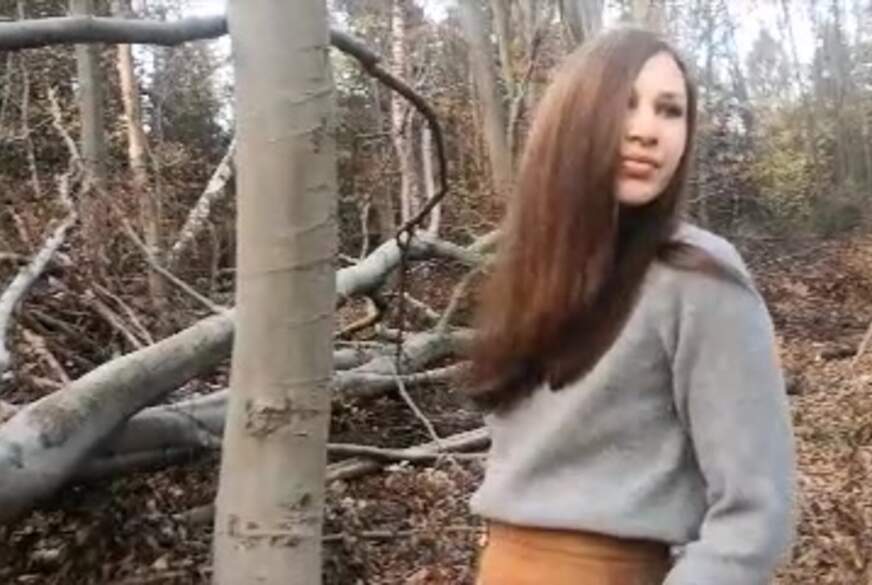 Jolieta: Outdoor im Wald selbst g*****t