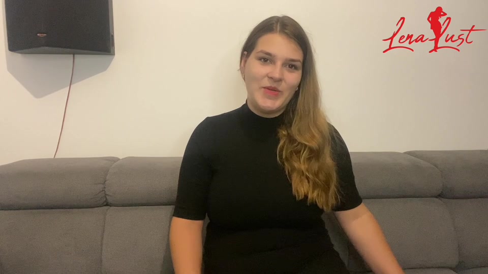 Ihr Lieben! Ihr bekommt mal wieder ein tolles Video von mir. Diesmal wie ich es mir selbst mache! Am Ende bekommt ihr noch einen geilen Countdown für euch bei dem ihr toll Abspritzen dürft! Schöner Dirty Talk zum Spaß haben! Natürlich mit Strip für euch, denn am Anfang trage ich ein tolles enges Schwarzes! Viel Spaß und die Bewertung nicht vergessen ;)