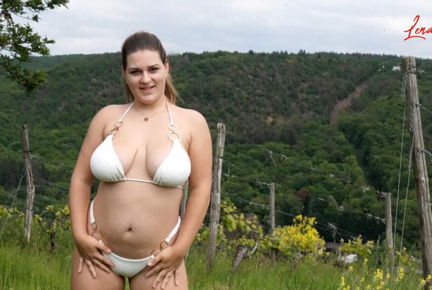 LenaLust: Heiße Pause beim Spaziergang