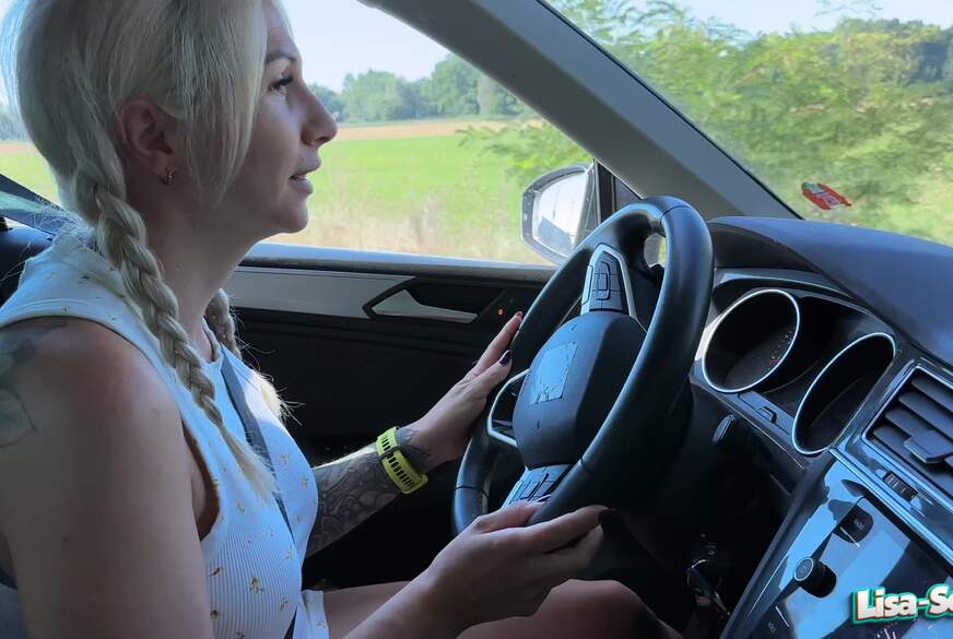Lisa-Sophie: Public C******e für den Führerschein - am Straßenrand h**t d**********t und v*********t