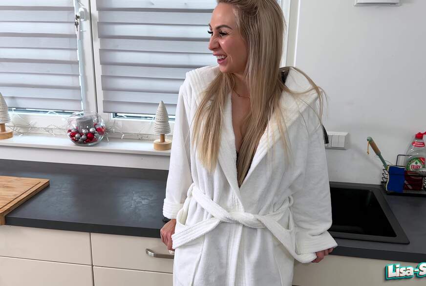 Lisa-Sophie: Azubi J*********z verführt - diesen Kundentermin wird er nicht vergessen!