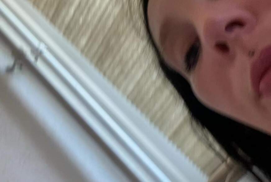 Bunnygirl99: Die ersten milchtropfen