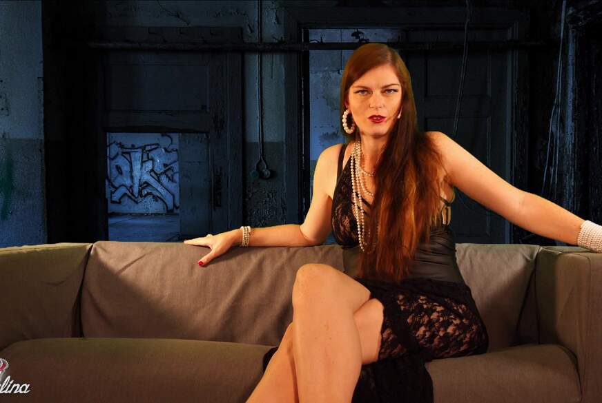 Extrem verbal g********t und fertig gemacht von DominaJulina