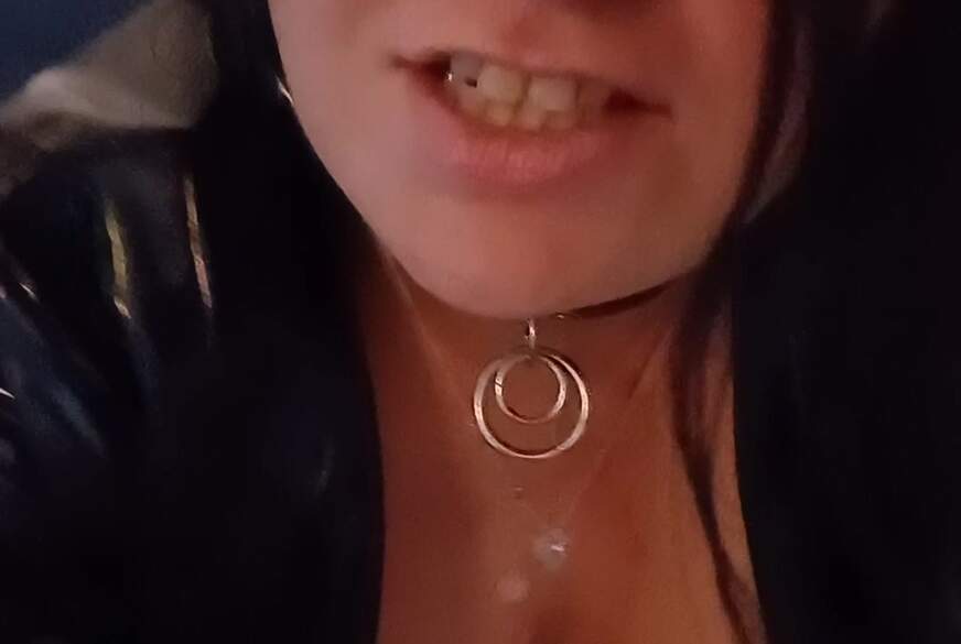 xhotdreams: B**wjob, C*****t. U*********z geil mit viel S****e n**s gemacht. D********t und C*****t! POV