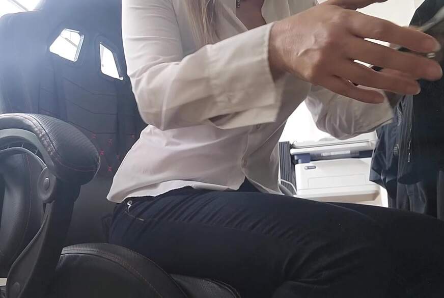 P****ologin s*****t Looser vor was sie für richtig hält von MissMistress pic2