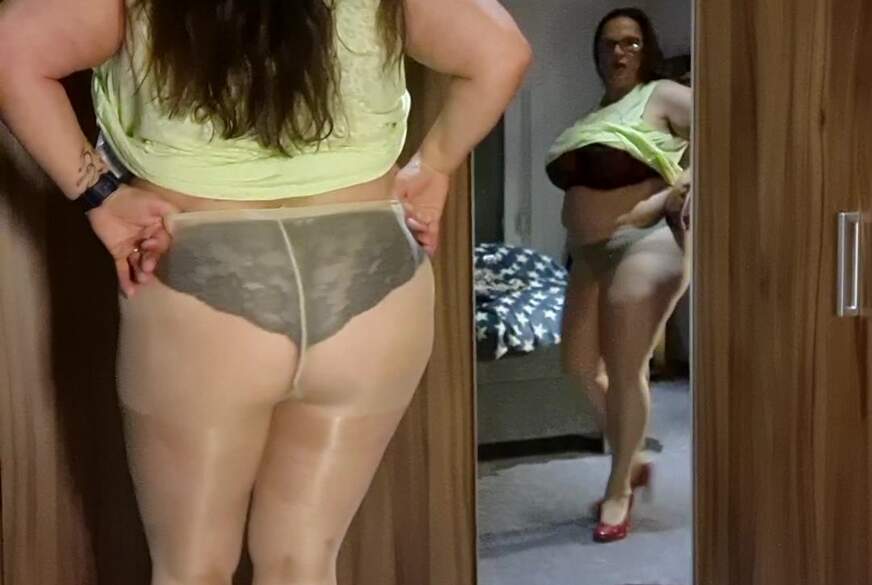 LadyMercedes: Der Schrank wird geöffnet