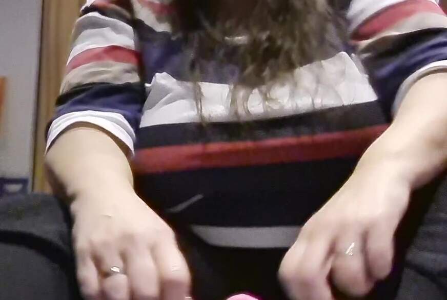 LadyMercedes: Söckchen zerreisen