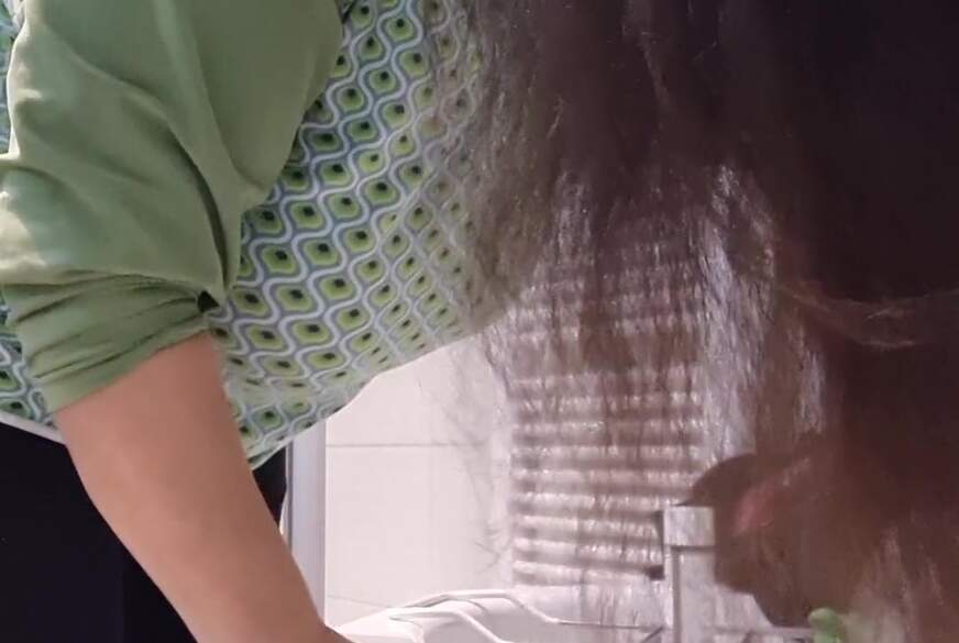 LadyMercedes: Ich wasche meine Haare für Dich