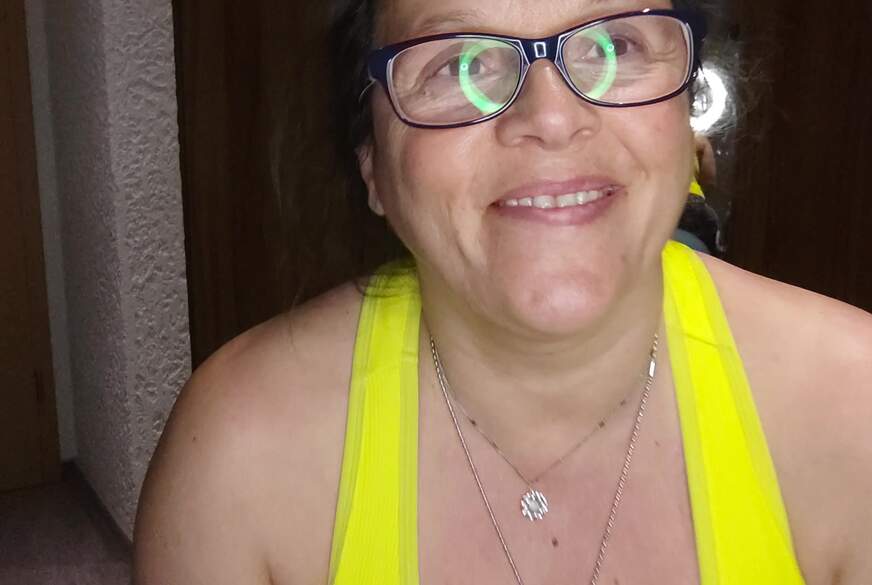 LadyMercedes: Sport mit dem riesen Ball