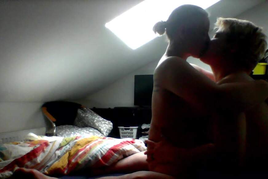 Tifa85: Küss mich lass mich s******n