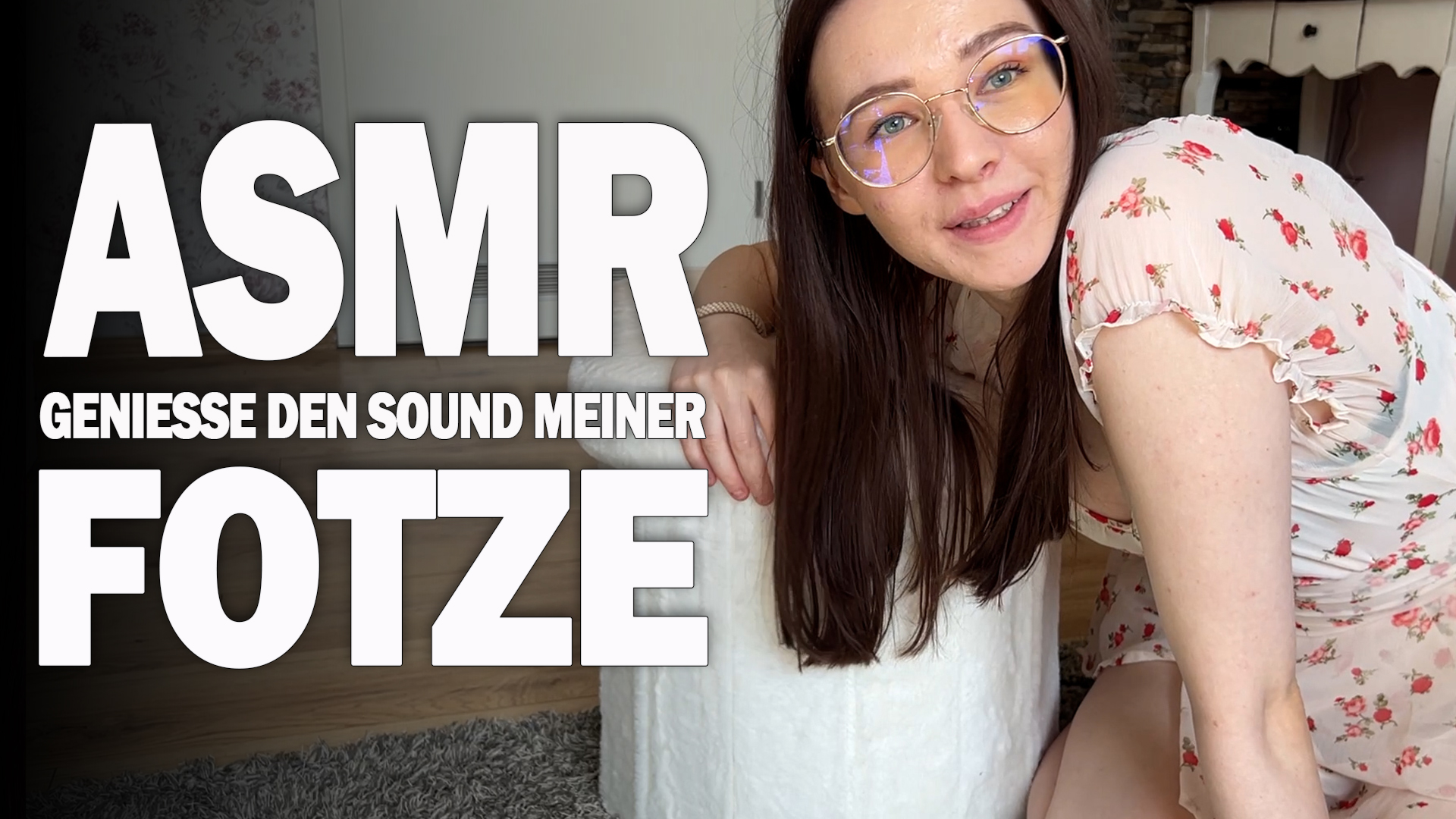 Viel zu privat! Das schmatzen musst du gehört haben! Ich hab da mal was ausprobiert! Hehe! Ich weiß ja wie sehr du meine langen Lippen liebst und ich wollte sie einfach mal für sich sprechen lassen damit du nicht nur das anschauen genießt, sondern auch den Sound meiner Pussy! Und keine Angst man hört sie nicht nur man sieht sie auch! Ich hoffe sehr das es dir gefällt!