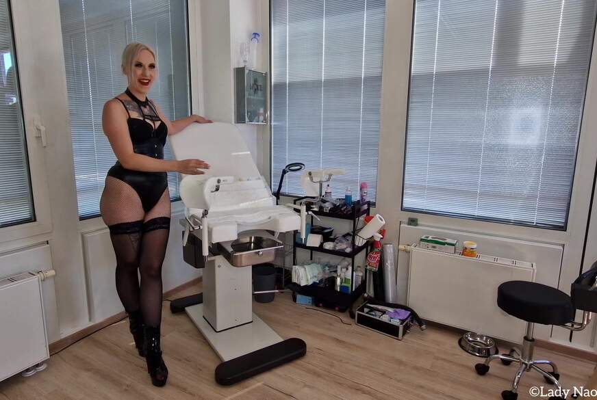 Aufnahmeprüfung Teil 1 Die Voruntersuchung von Lady-Naomi-Rouge pic4