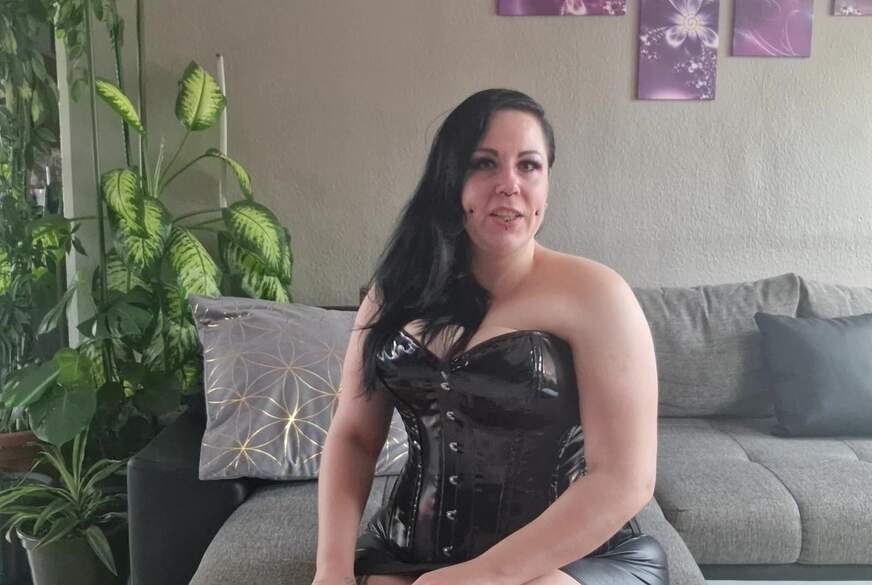 Sklave gesucht!!! von MelliniaStone pic1