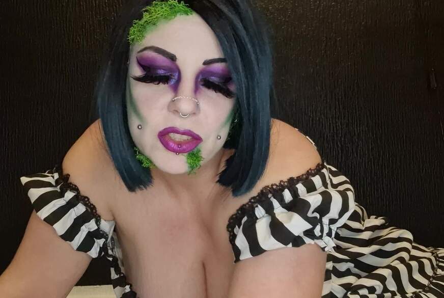 MelliniaStone: Cosplay, Beetlejuice mit verrücktem Zungen Dildo