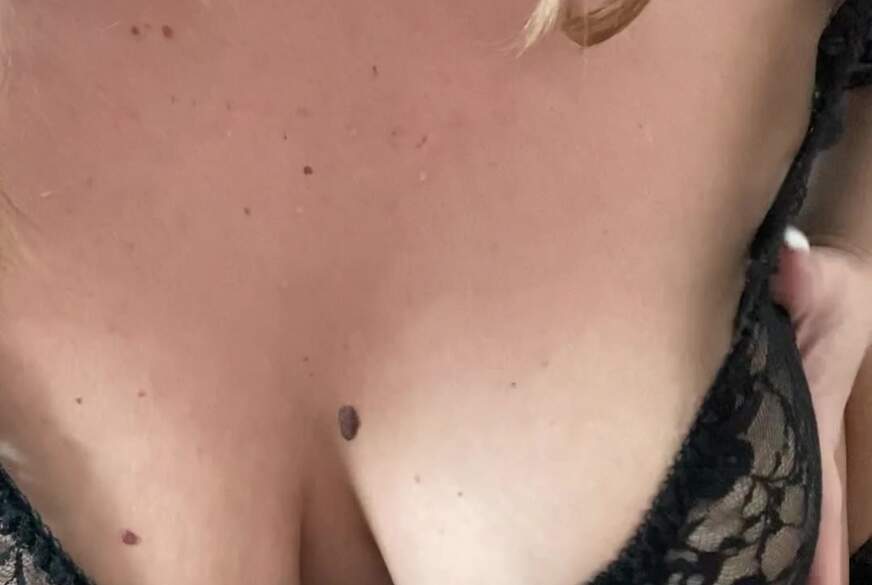 GiniBabe: Ich besorgs mir mit Lush und Domi