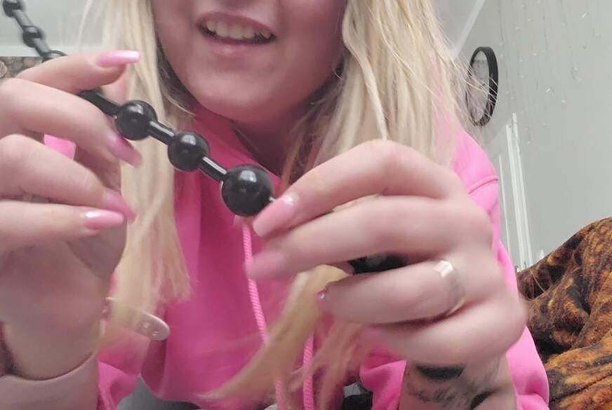 Lillyloo: A**lkette für die P***y