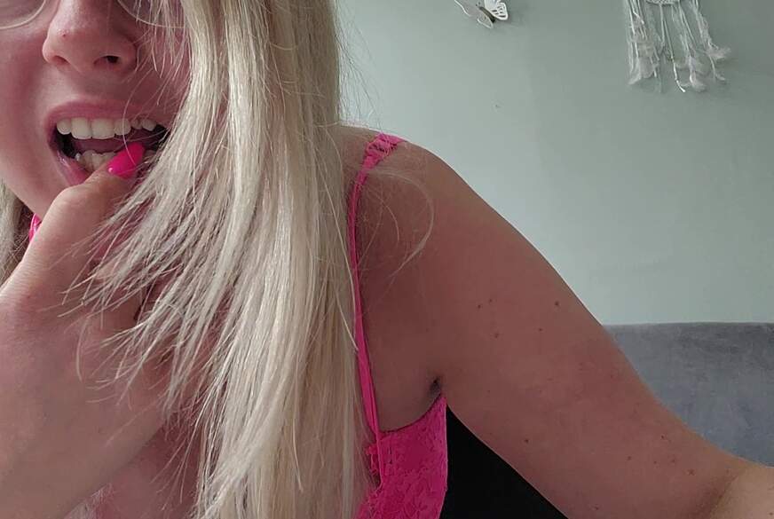 Lillyloo: Food Job Dildo