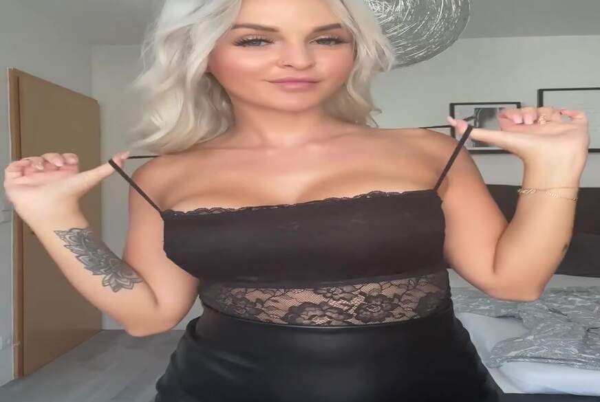 Bad-Jenny: Heißer Striptease!