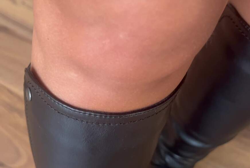 Bad-Jenny: New Video Naughty Lingerie Killer Boots!