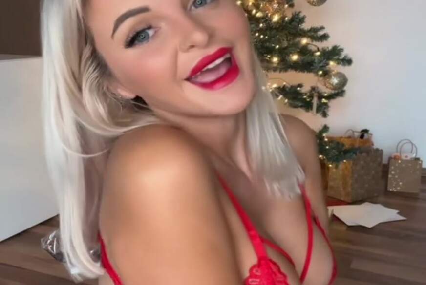 Bad-Jenny: Habe mir Gewunschen das du mich auspackst!